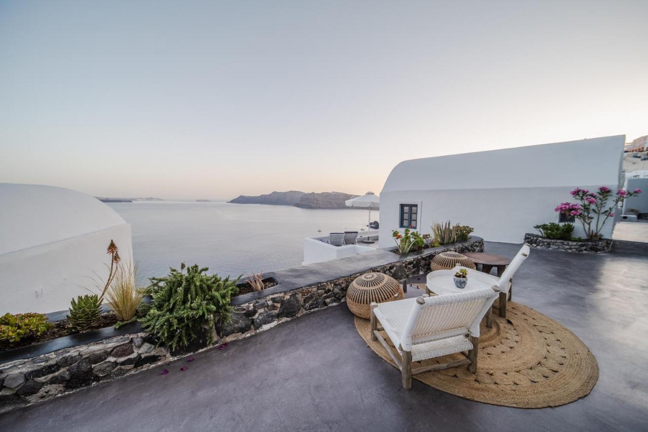 Nostos Apartments Oia  Exterior photo