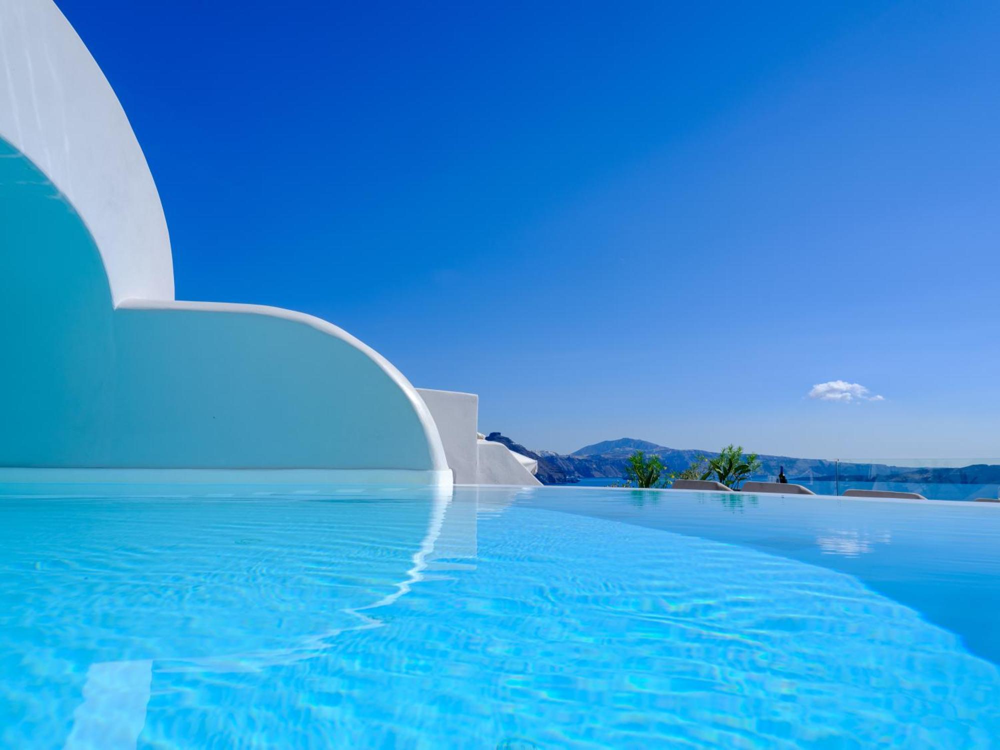 Nostos Apartments Oia  Exterior photo
