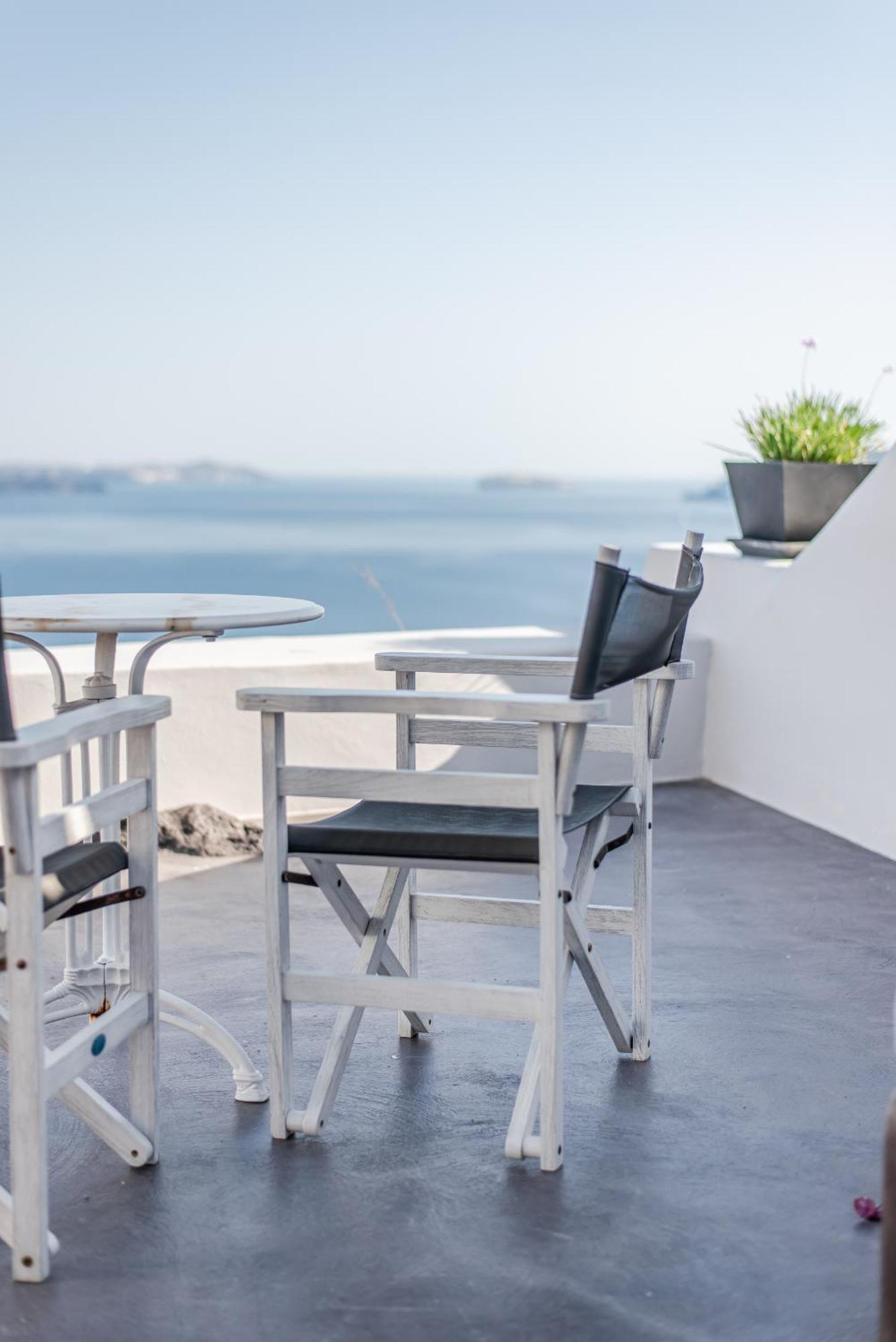 Nostos Apartments Oia  Exterior photo