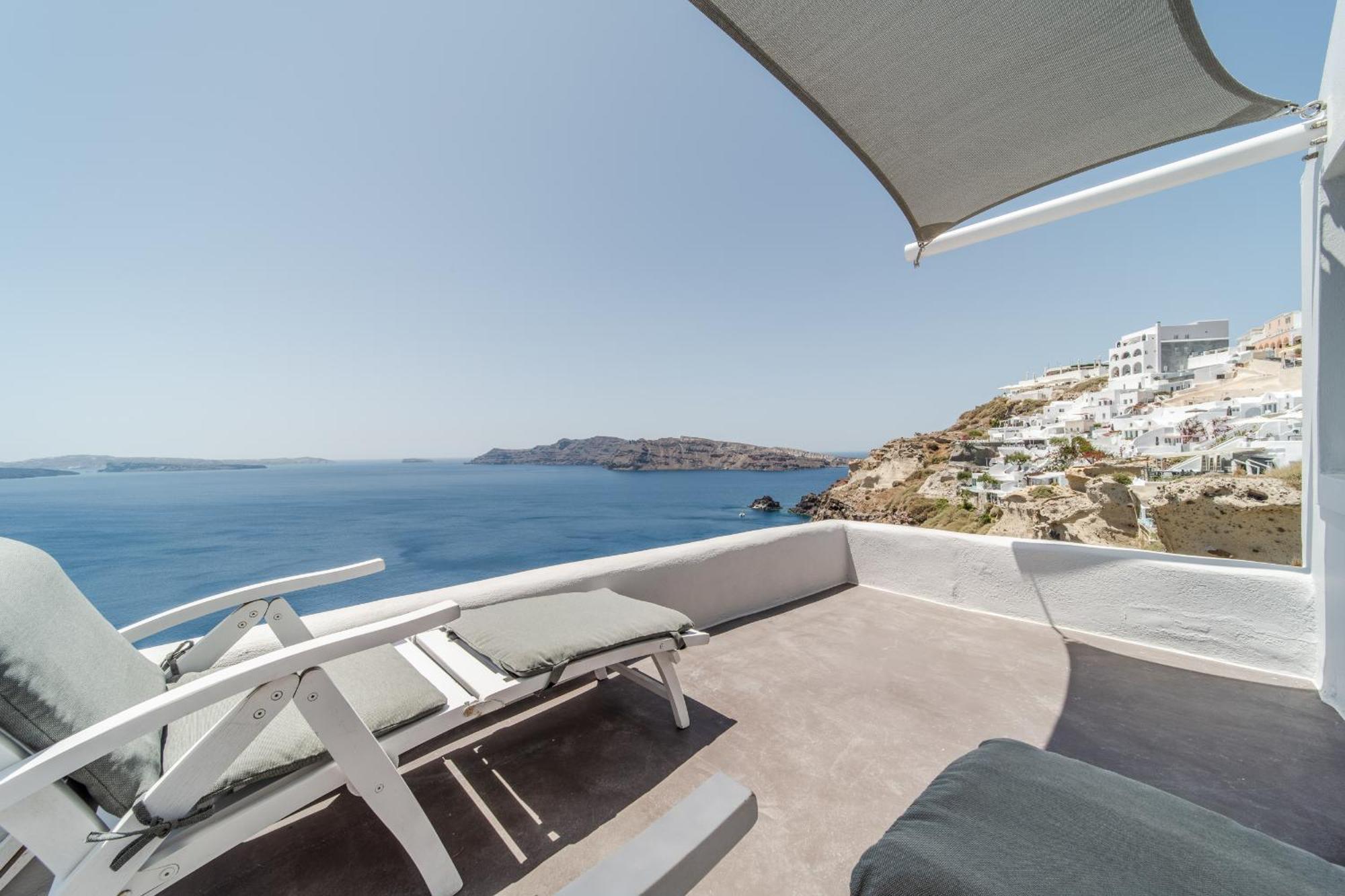 Nostos Apartments Oia  Exterior photo