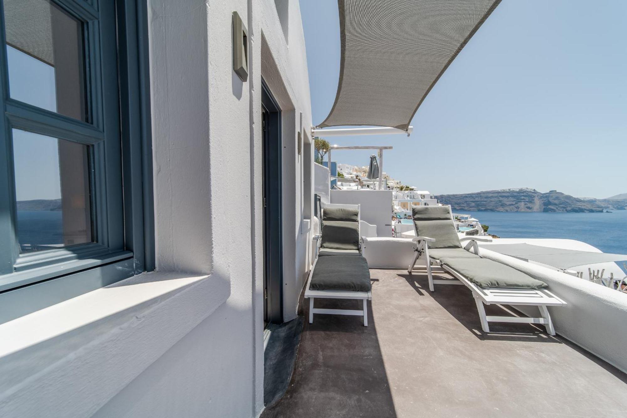 Nostos Apartments Oia  Exterior photo